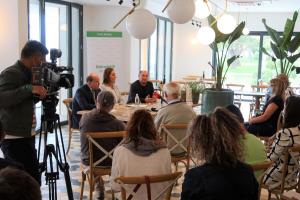 Priljubljena plaža v Strunjanu pričakuje kopalce v prenovljeni podobi 3